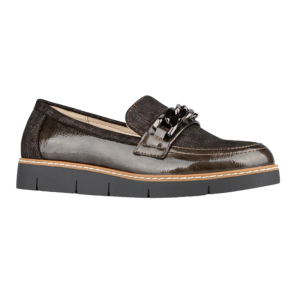 Loafer pour Femme avec une semelle plate. Ornement et cuir verni pour féminiser le tout .