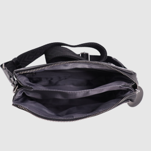 Sac à main végan bandoulière pour femme 2 compartiments  2 bandoulières incluses: une fine pour une tenue plus classique et une plus large pour les tenues plus décontracte. Dimensions 9 X 6.7 X 2.75 pouces 