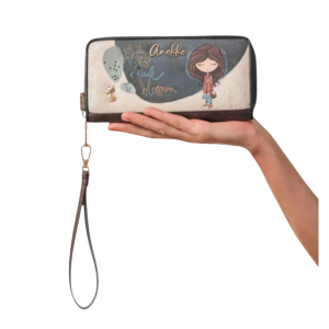 Long porte-feuille pour femme de la marque Anekke Dimensions 8.6 X 4.3 X 1.2 pouces 