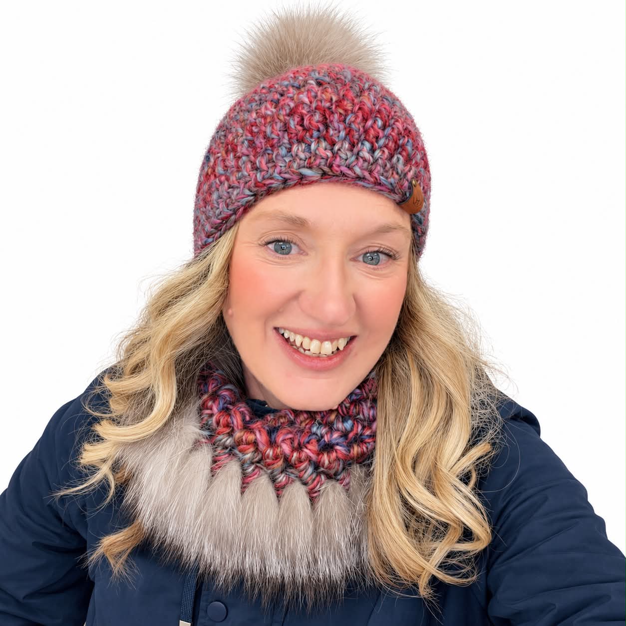 Duo de tuque et cache cou torsadé avec fourrure recyclée Fait à la main avec Passion au Québec.